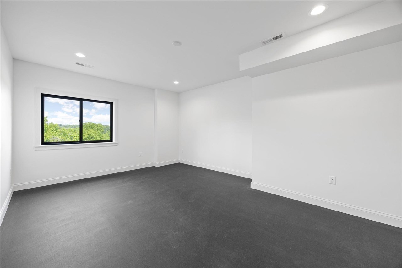 Property Photo 60