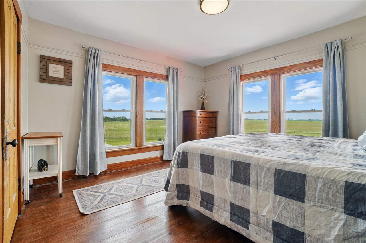 Property Photo 43