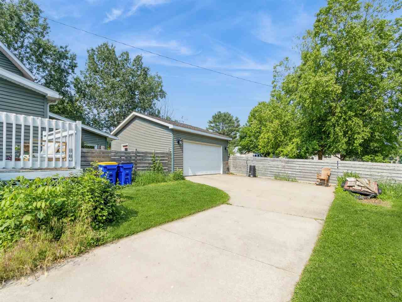 Property Photo 33