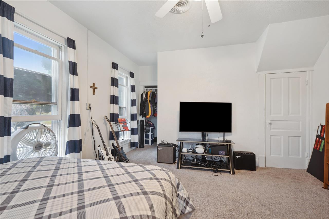 Property Photo 24