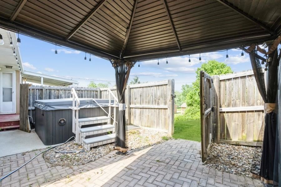 Property Photo 30