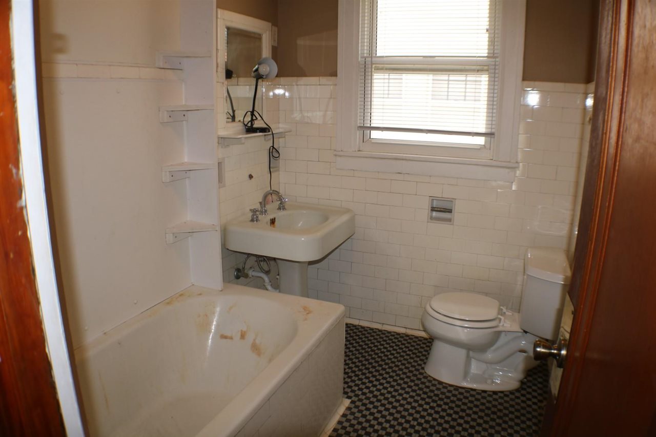 Property Photo 32