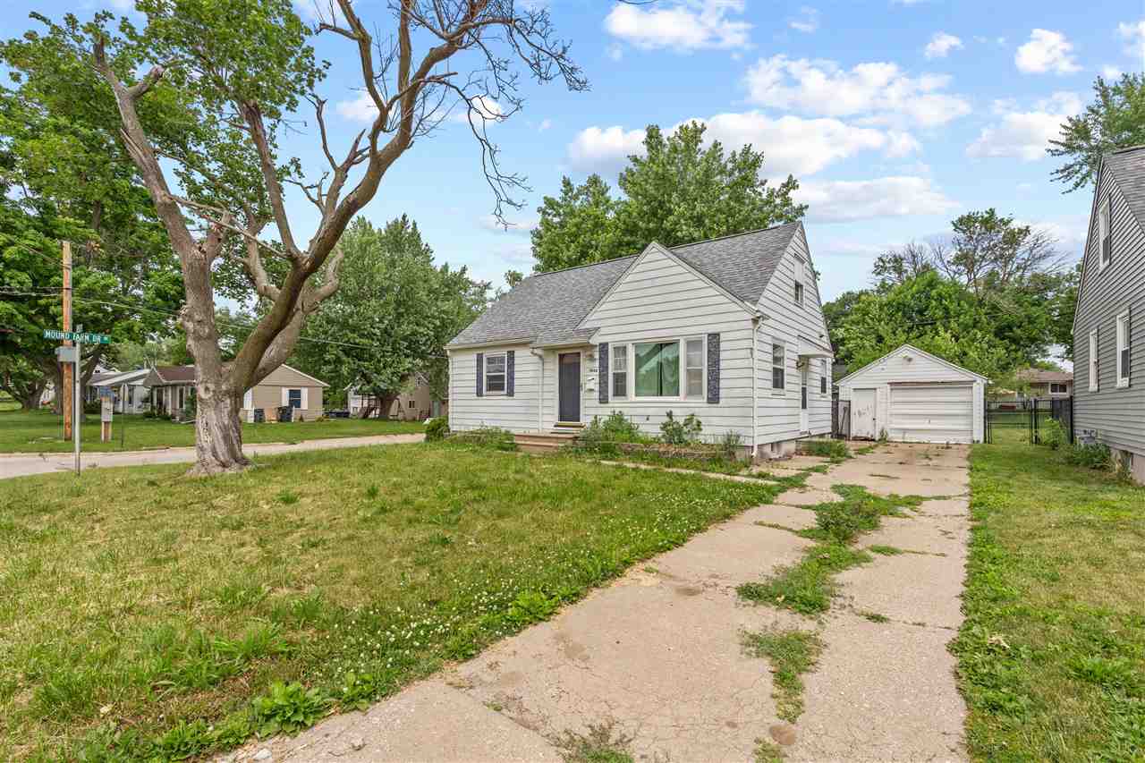 Property Photo 2