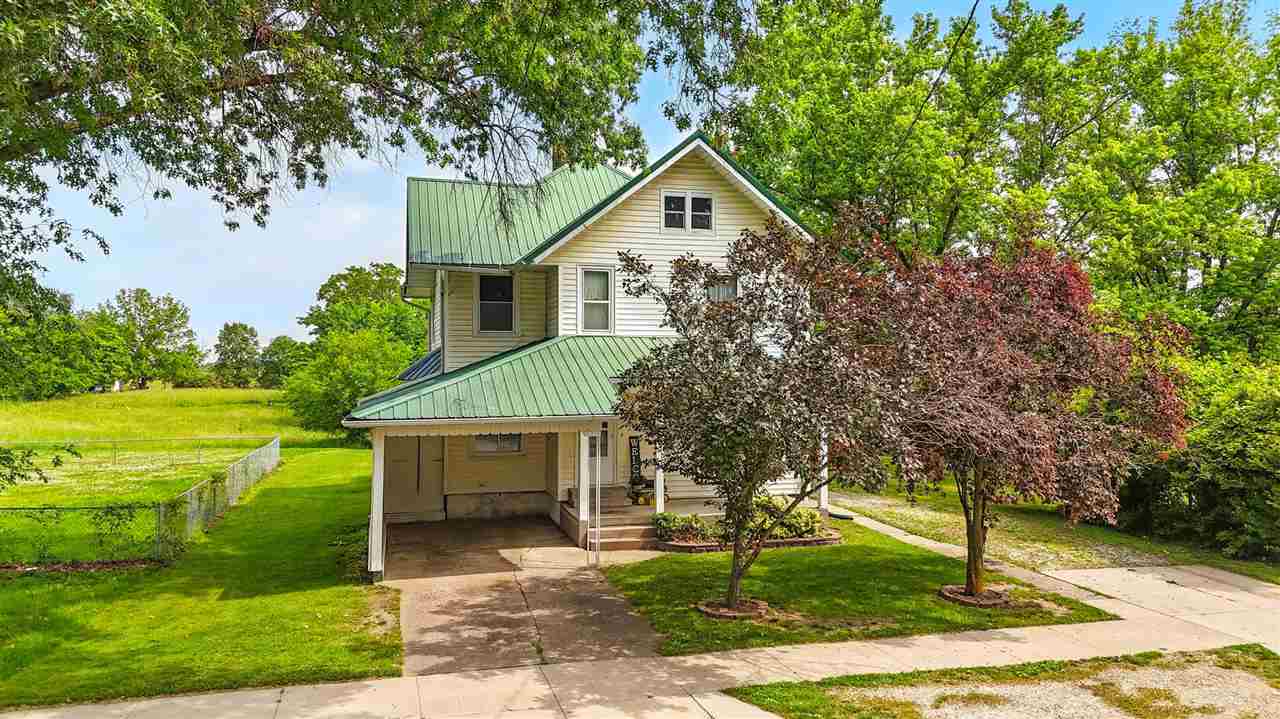 Property Photo 1