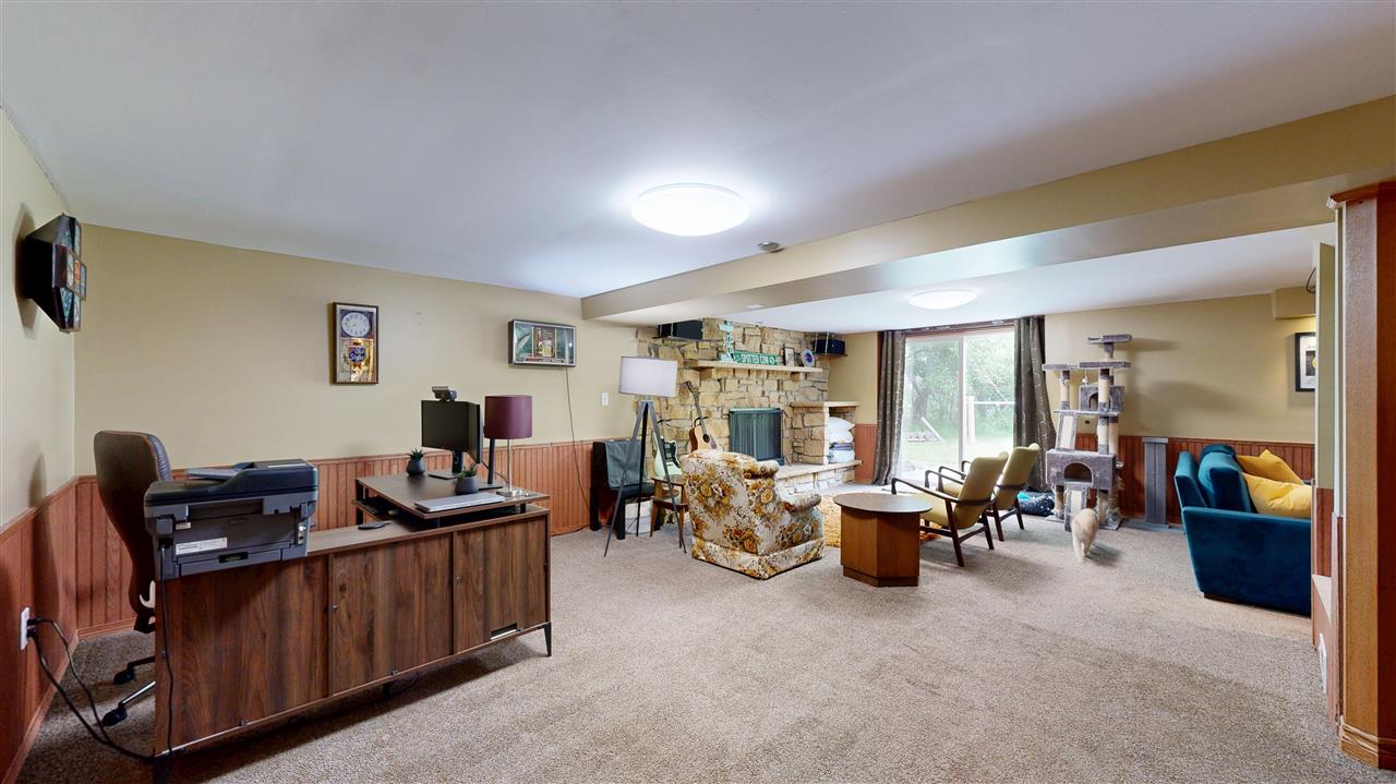 Property Photo 35