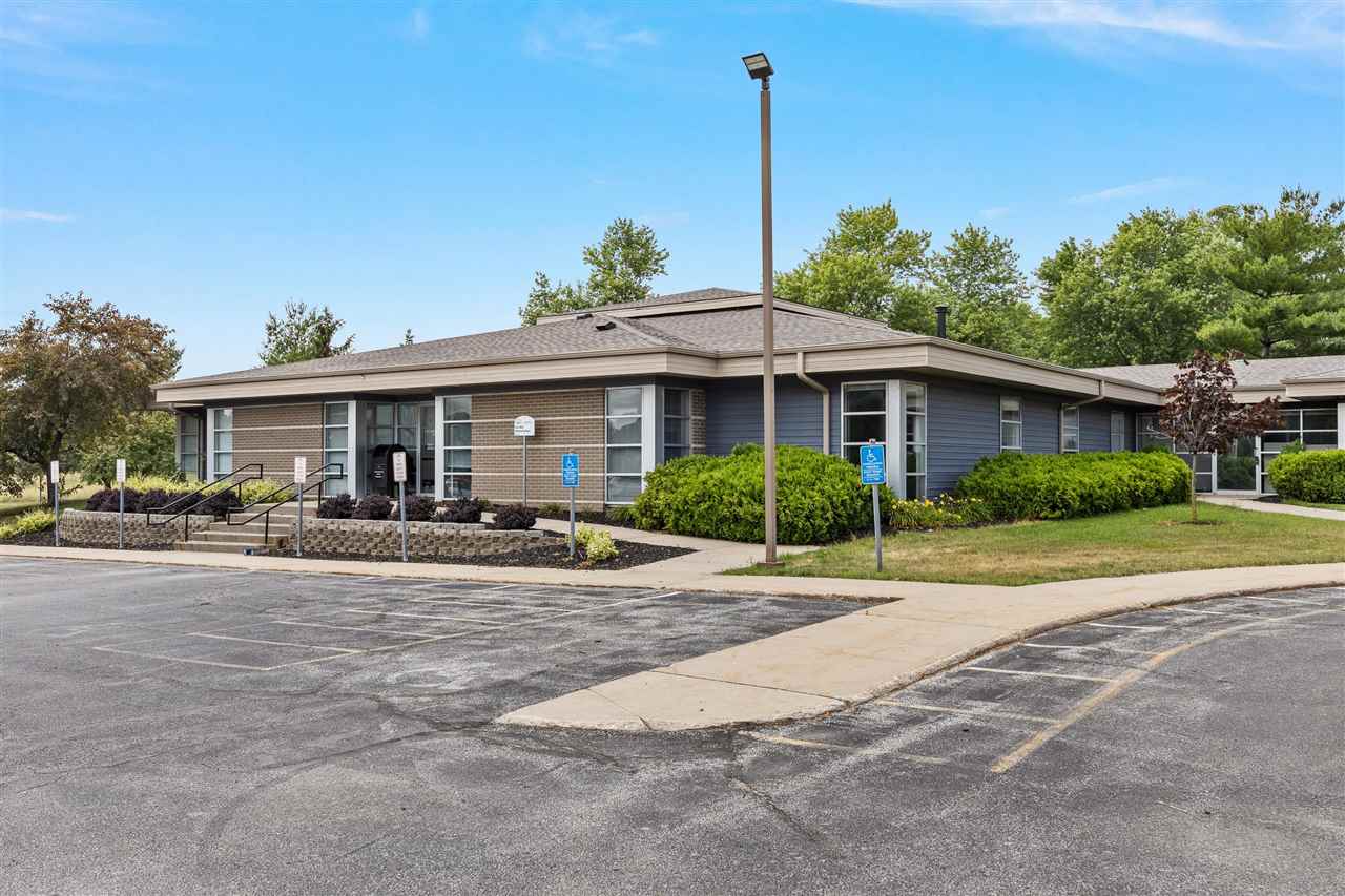 1 Quail Creek Cir #1, 2, & 3 NorthLiberty IA 52317