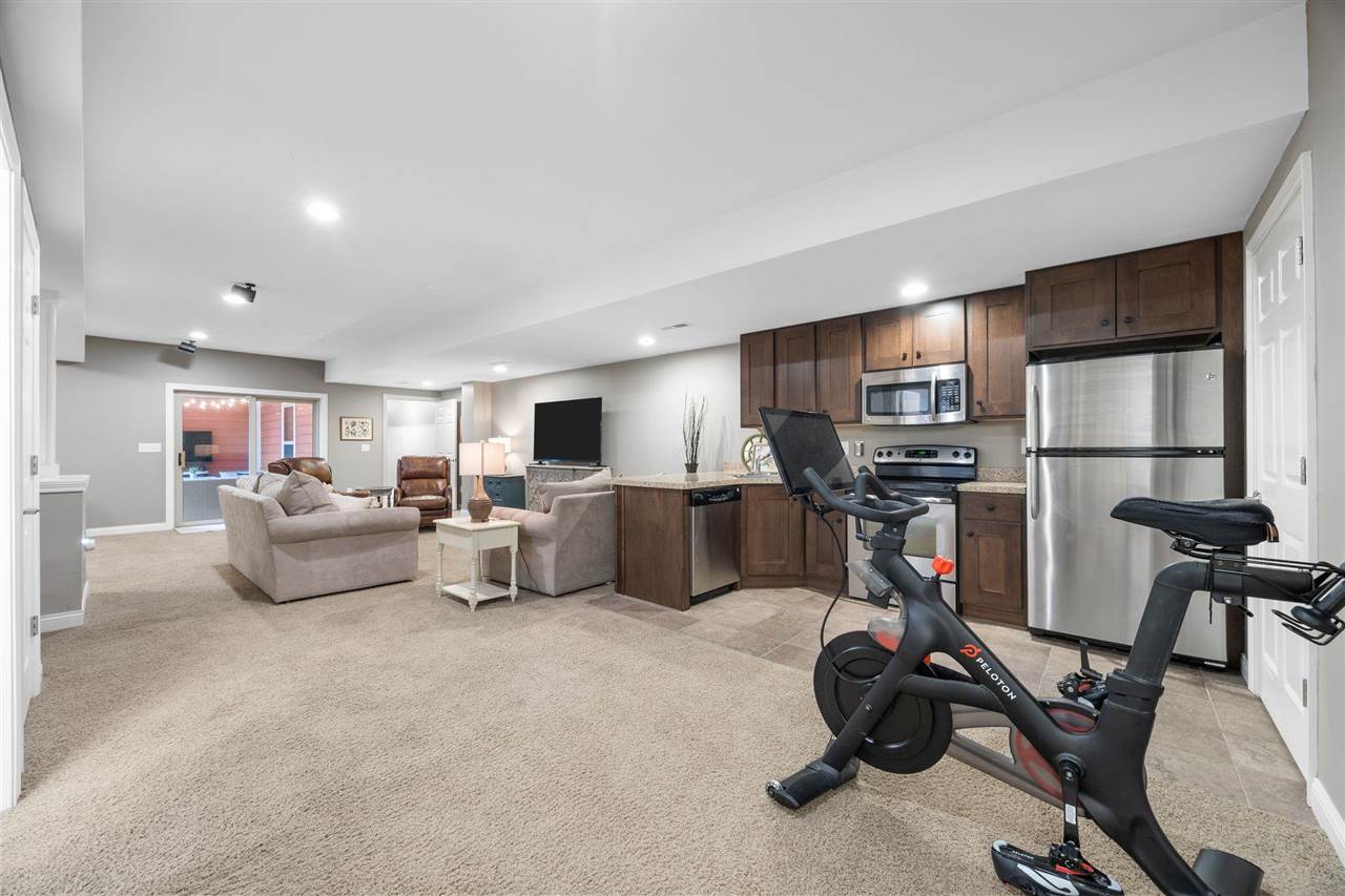 Property Photo 39