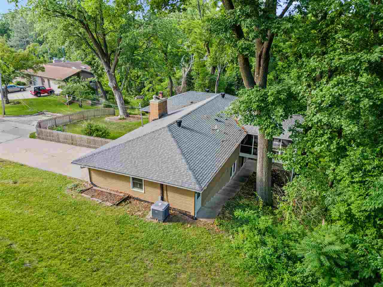 Property Photo 38