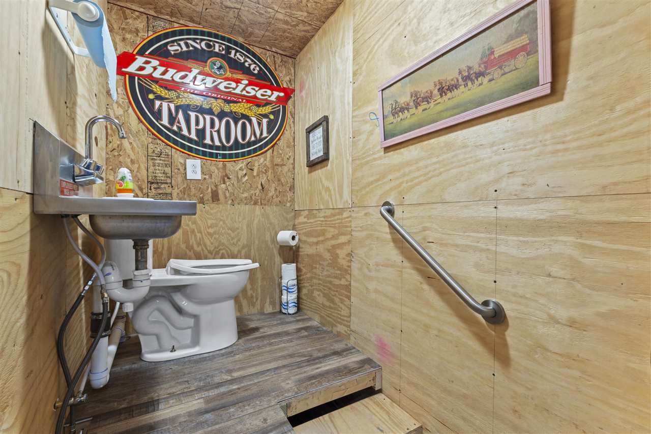 Property Photo 32