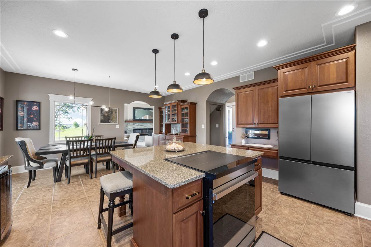 Property Photo 26