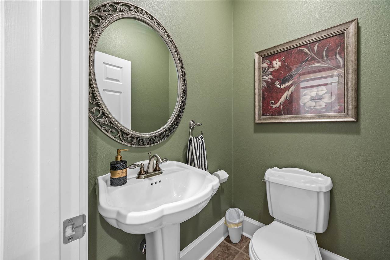 Property Photo 27