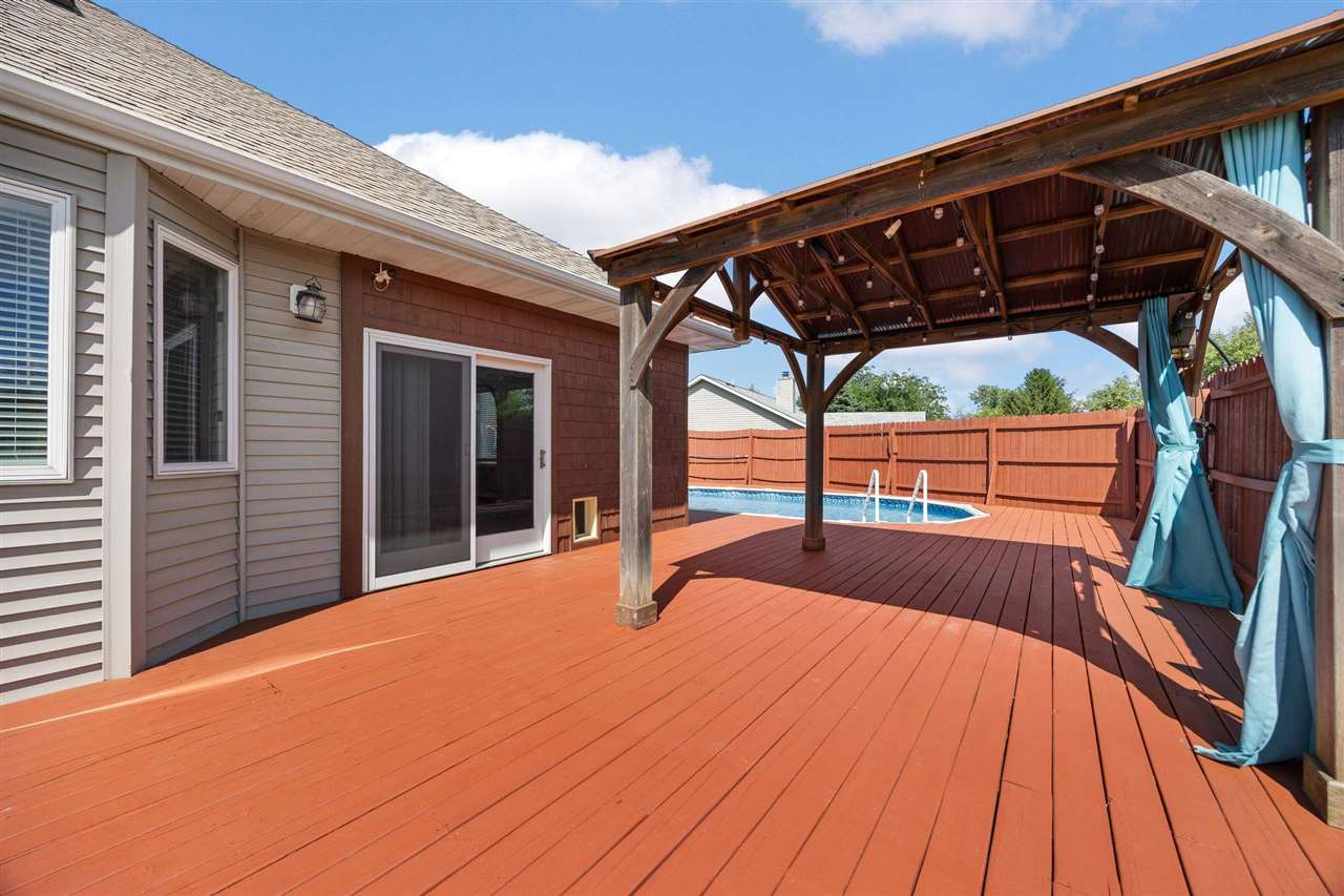 Property Photo 33