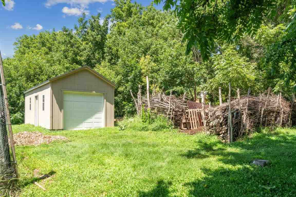 Property Photo 21