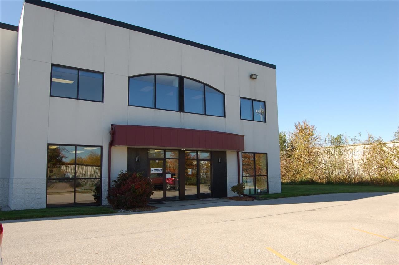 2000 James St #117a & 119a IA 52241