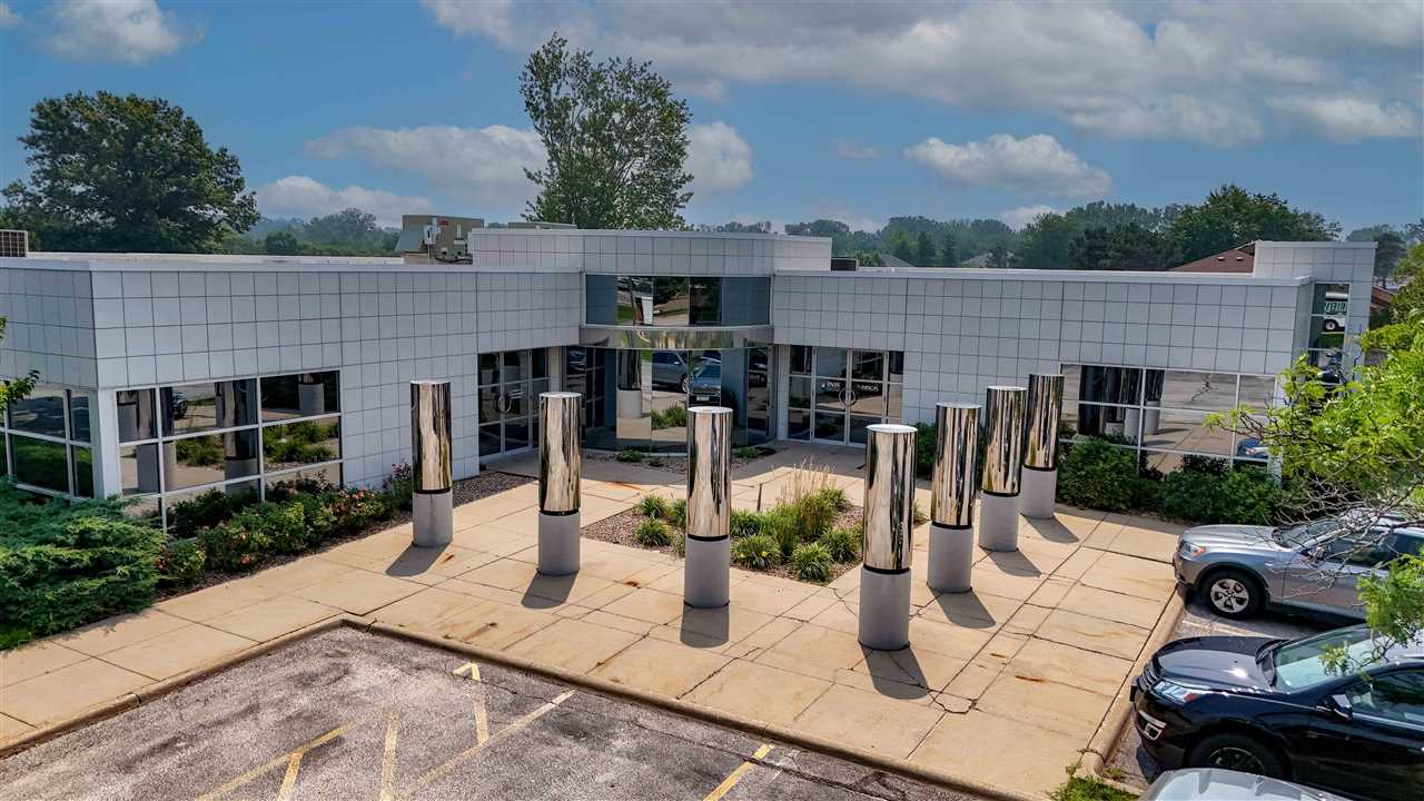 3950 River Ridge Dr NE CedarRapids IA 52402