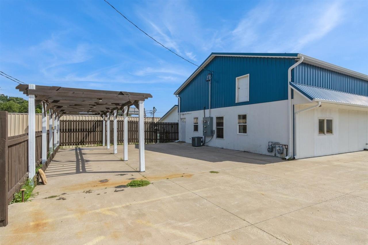 Property Photo 33