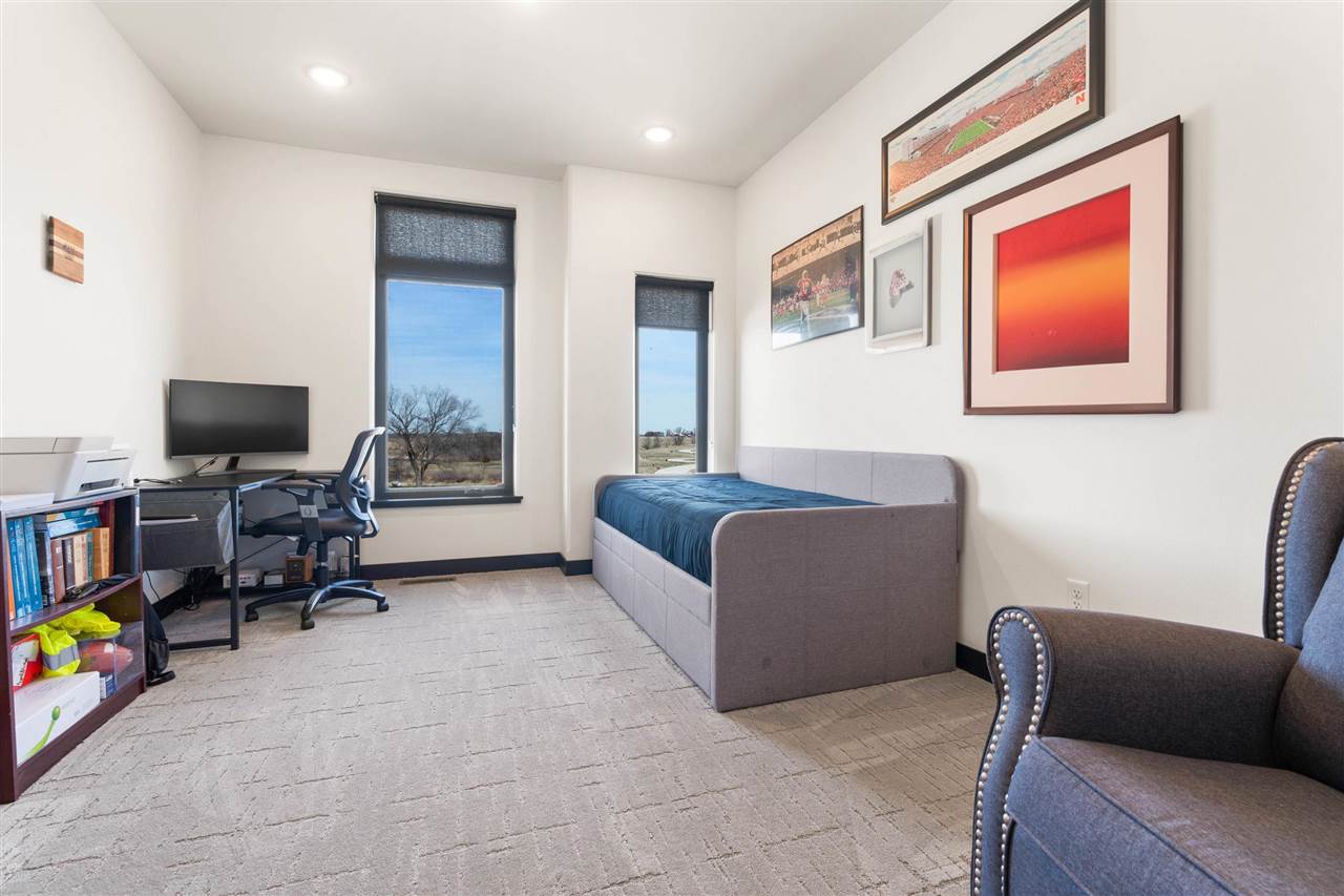 Property Photo 64