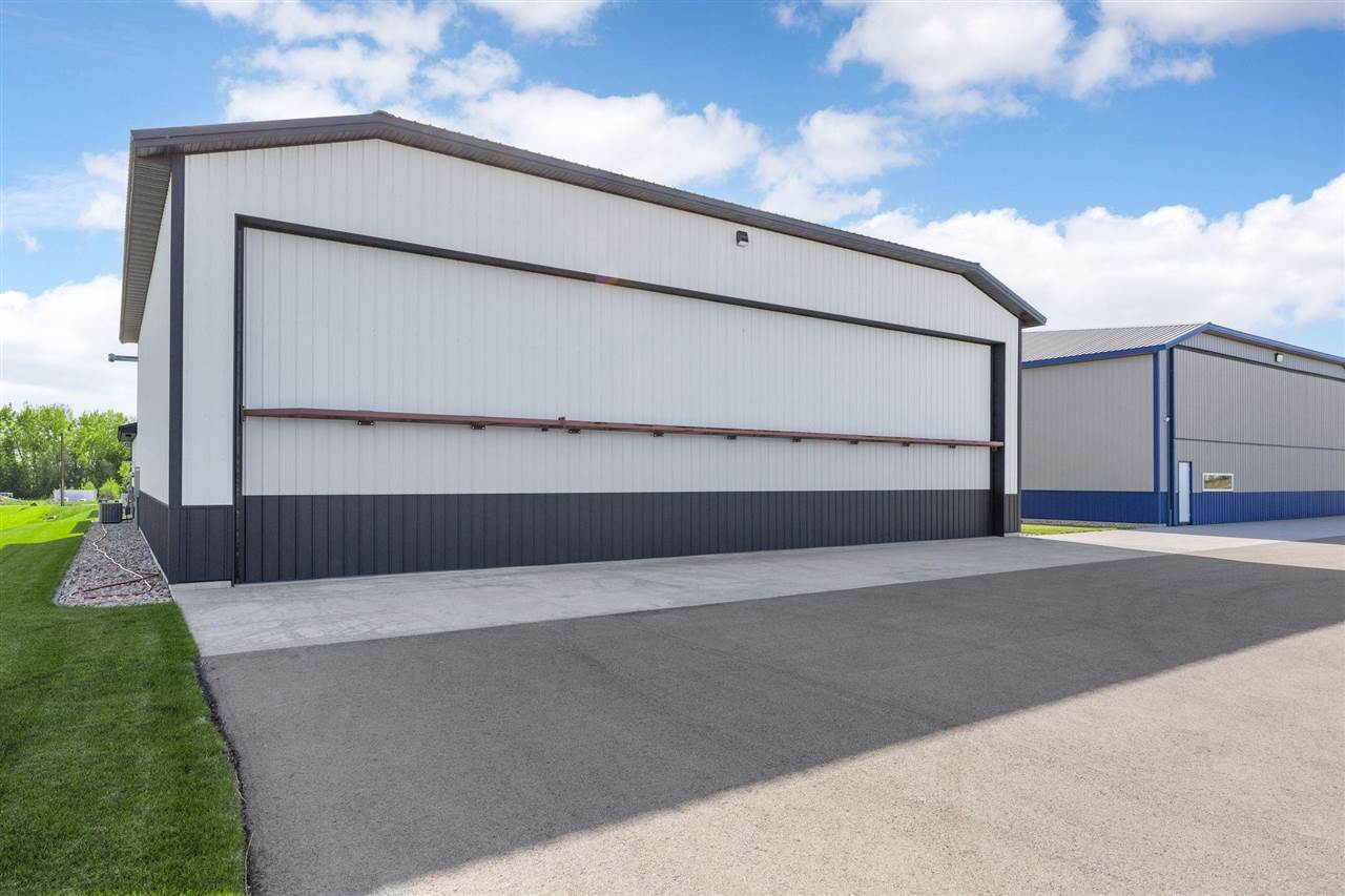 530 Aircom Drive #4 IA 52302