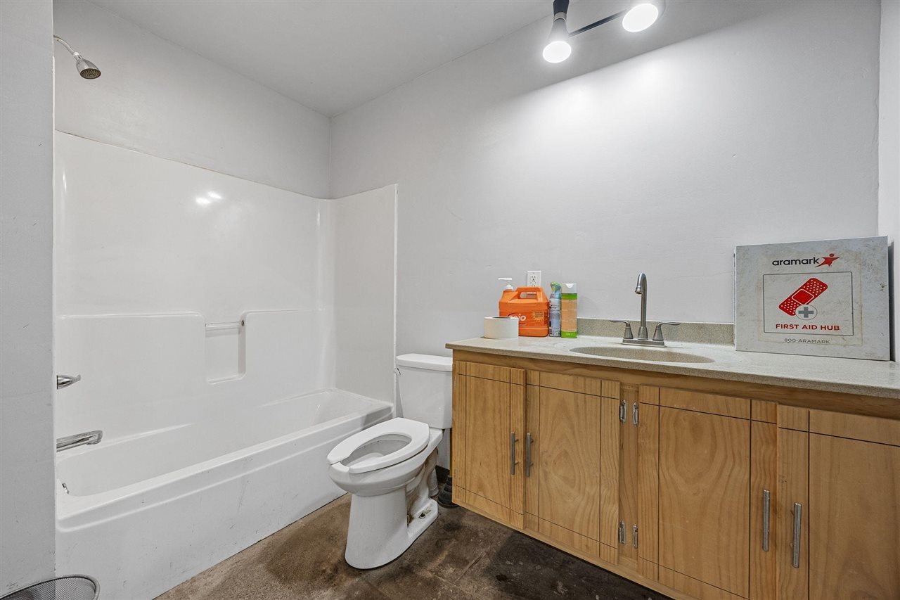 Property Photo 41