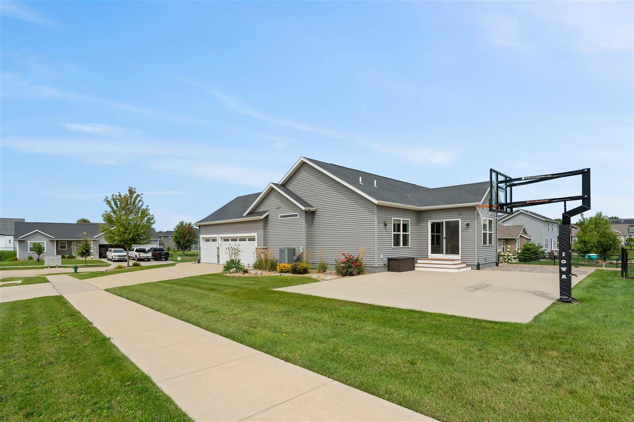 Property Photo 37
