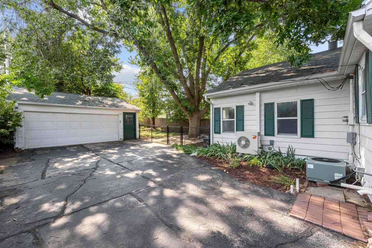 Property Photo 23