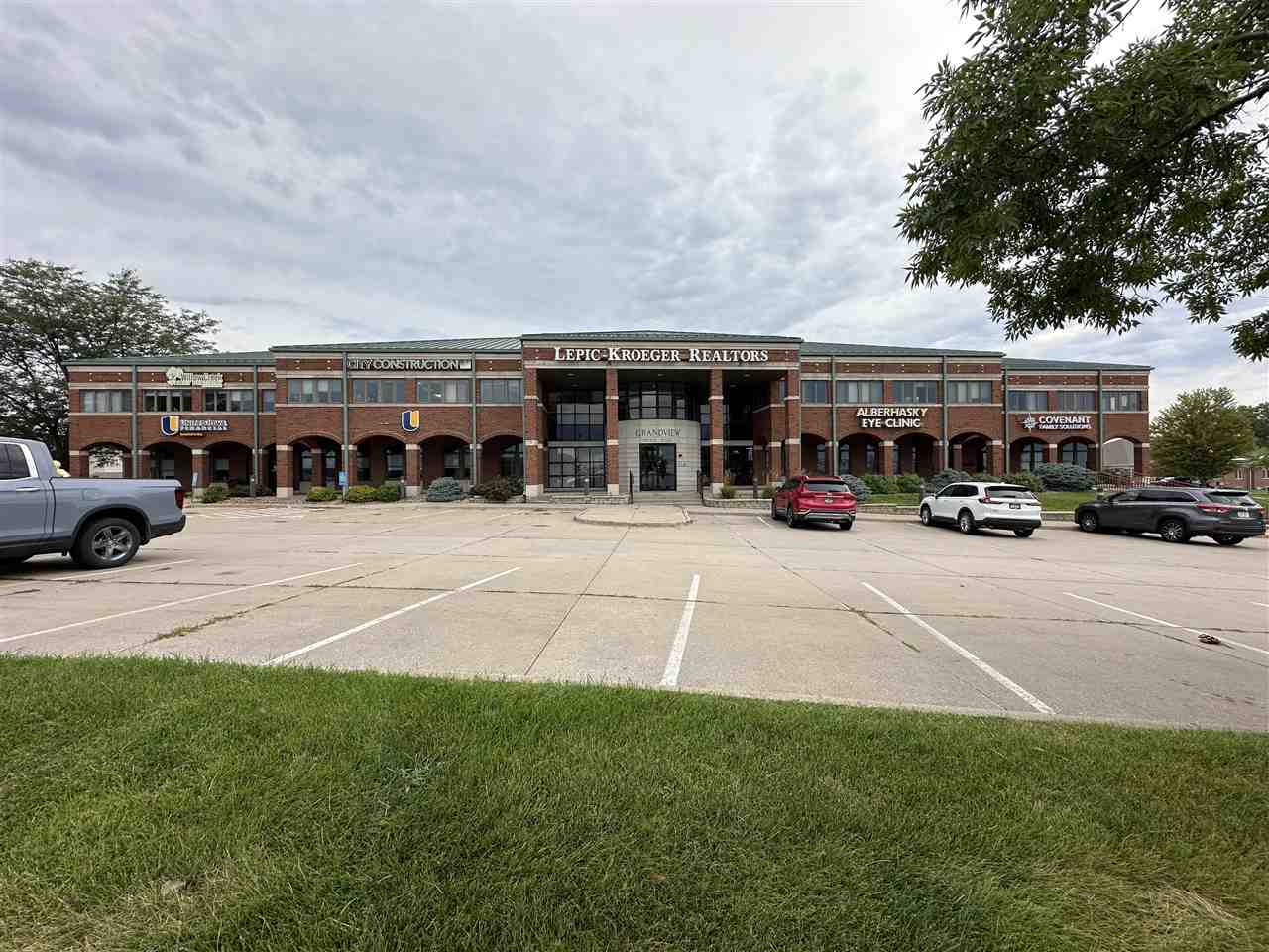 2346 Mormon Trek Blvd IA 52246