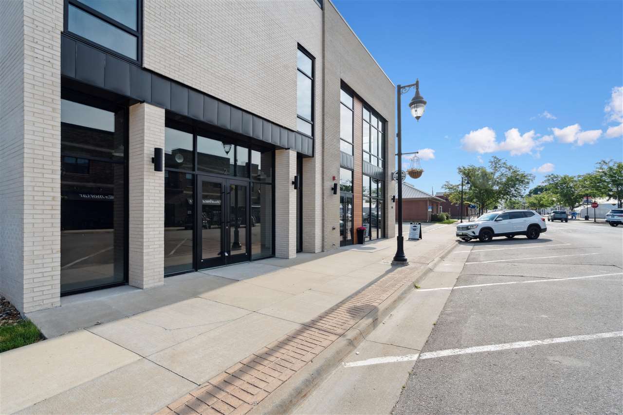120 W Main St #2 Solon IA 52333