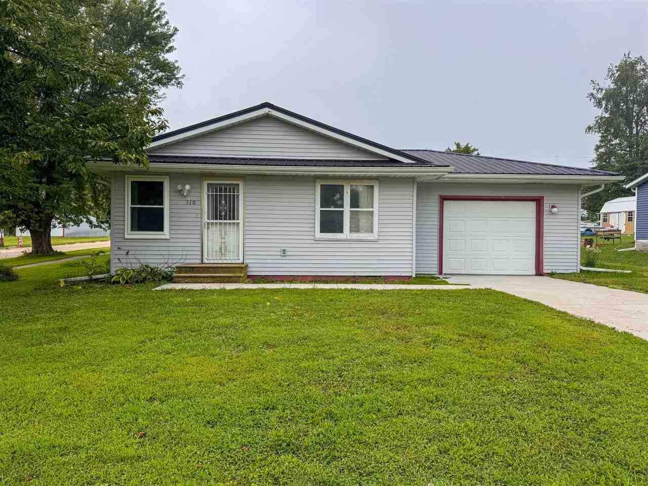 Property Photo 16