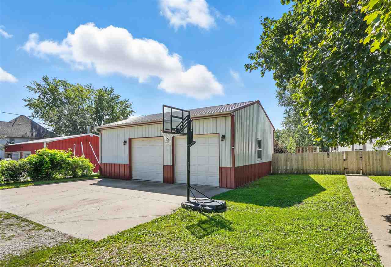 Property Photo 34