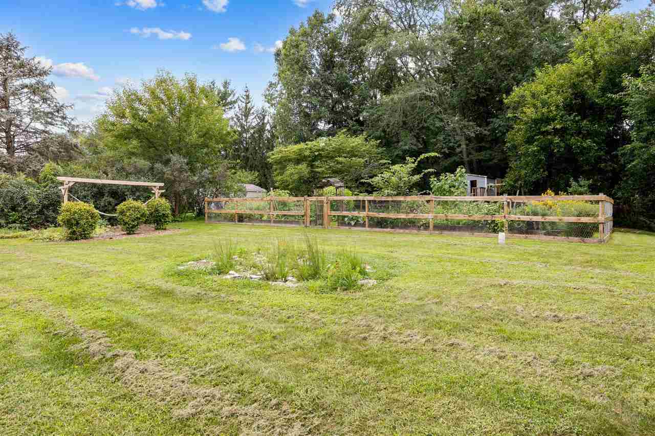Property Photo 33