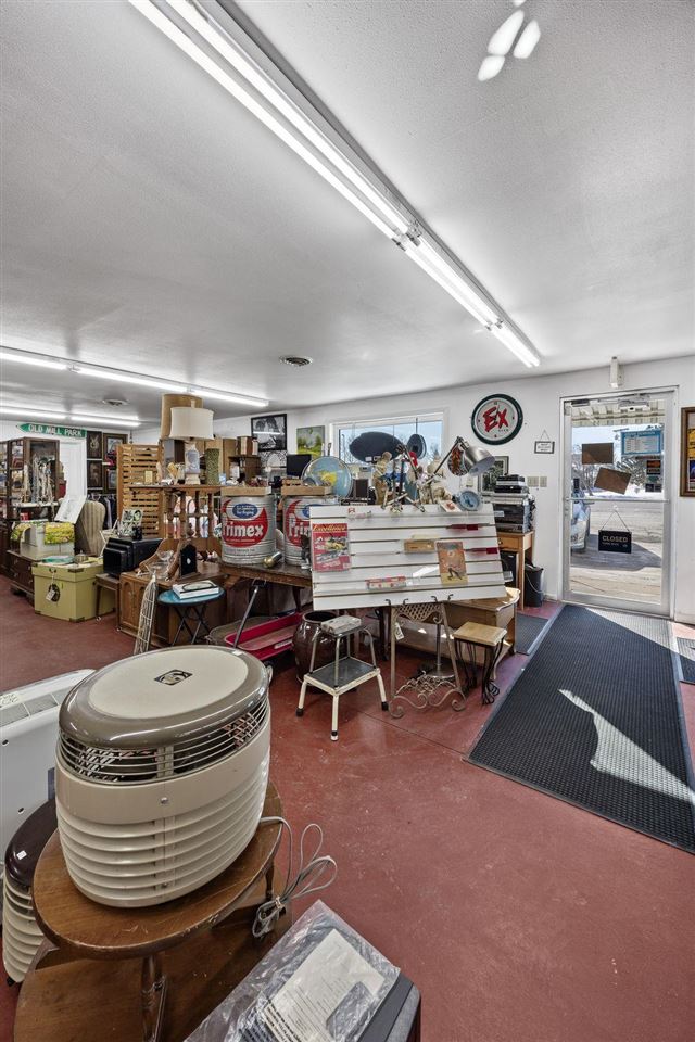 Property Photo 35