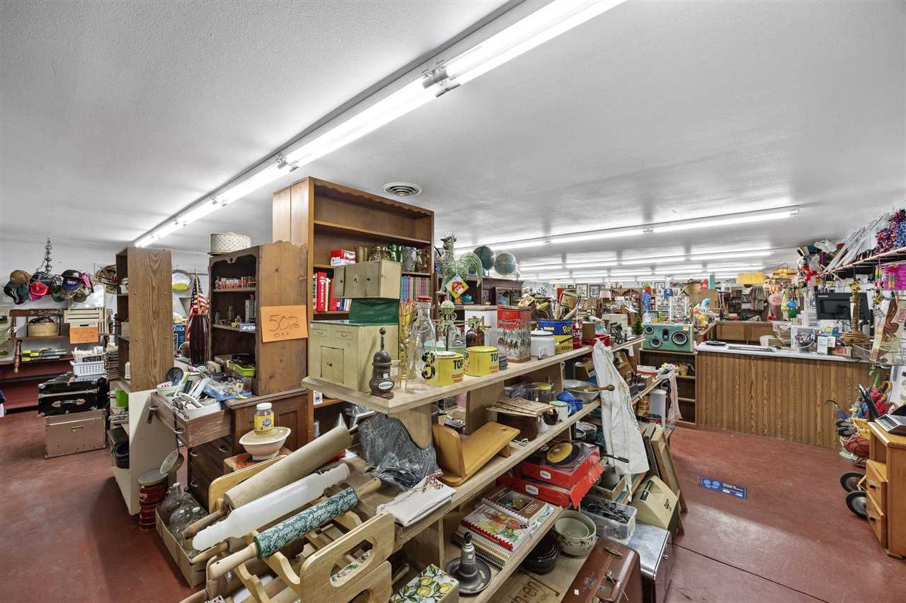 Property Photo 43