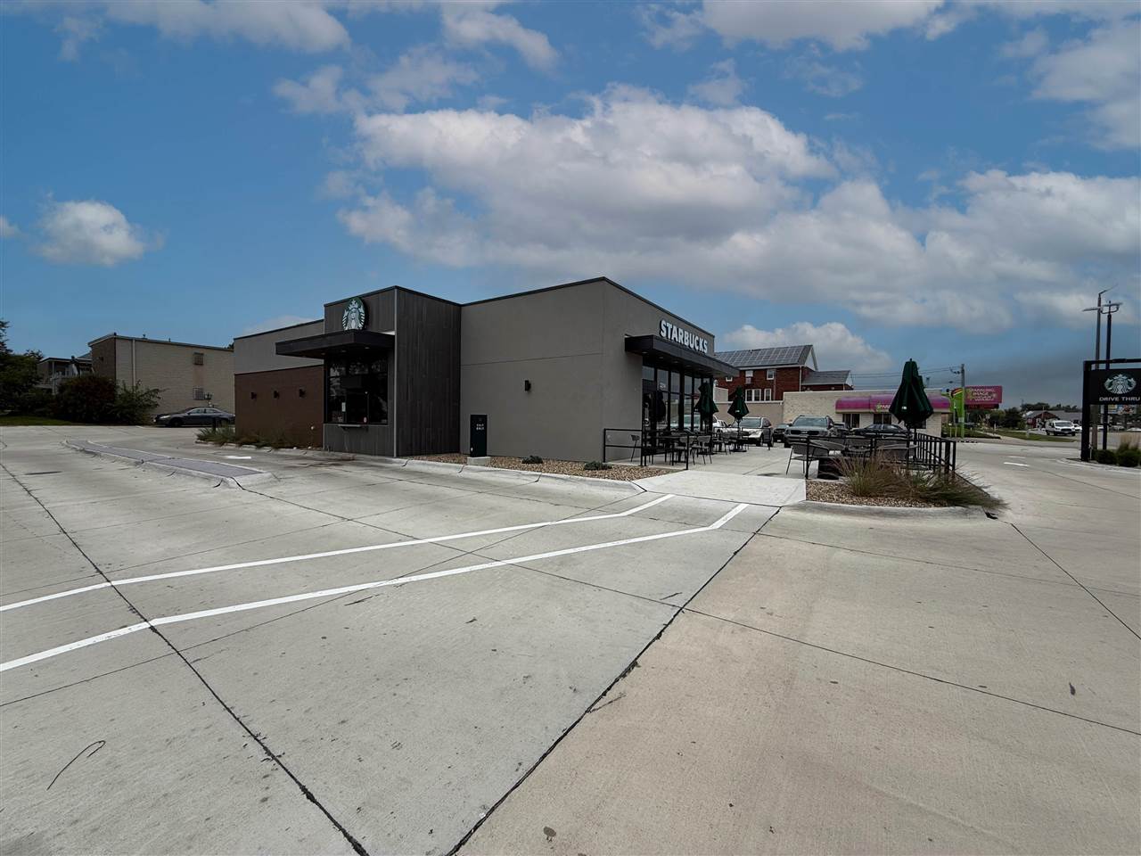 3214 1st Ave NE IA 52402