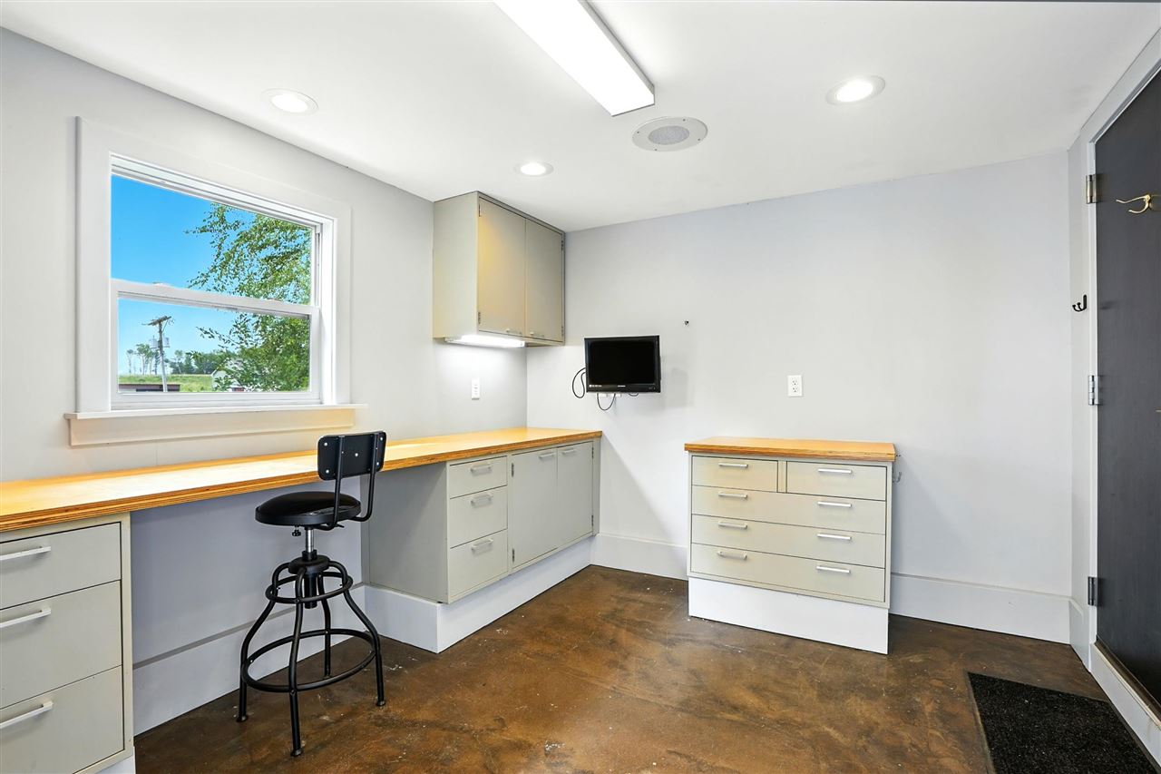 Property Photo 44