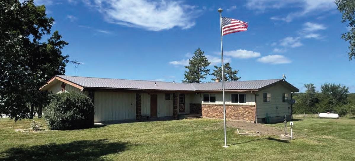 2423 Juniper Ave. IA 52567