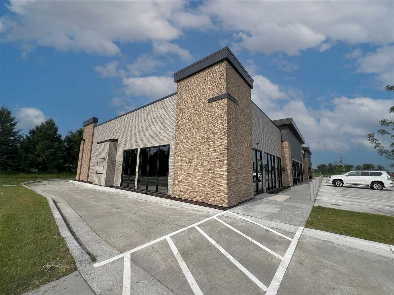 1085 Liberty Way #B IA 52317