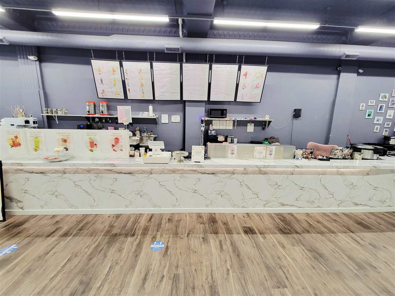 123 E Washington St IA 52240