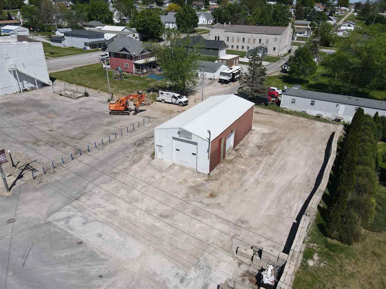 130 S Augusta Ave IA 52322