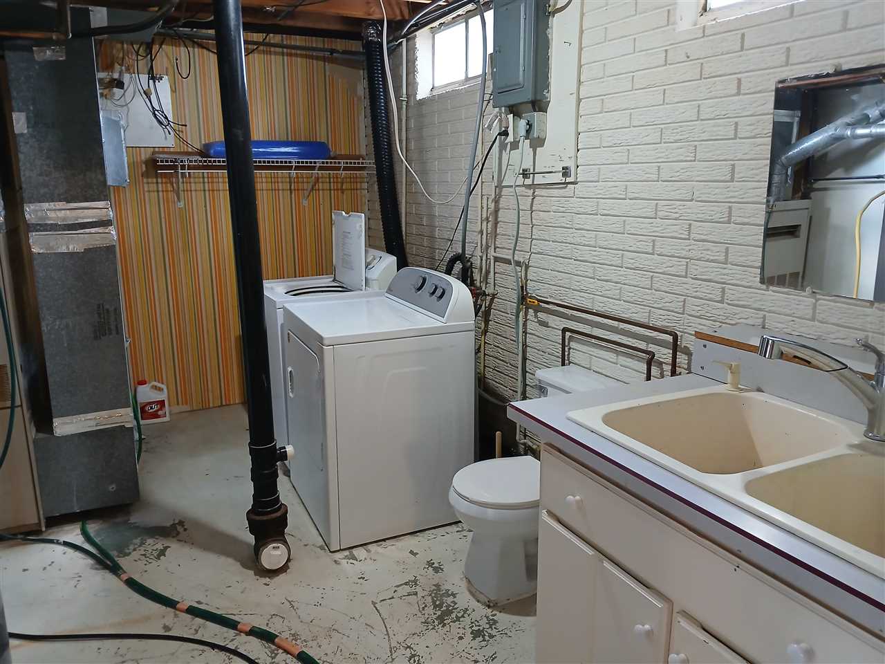 Property Photo 30