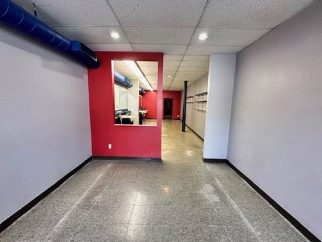 124 S Clinton Street IA 52240