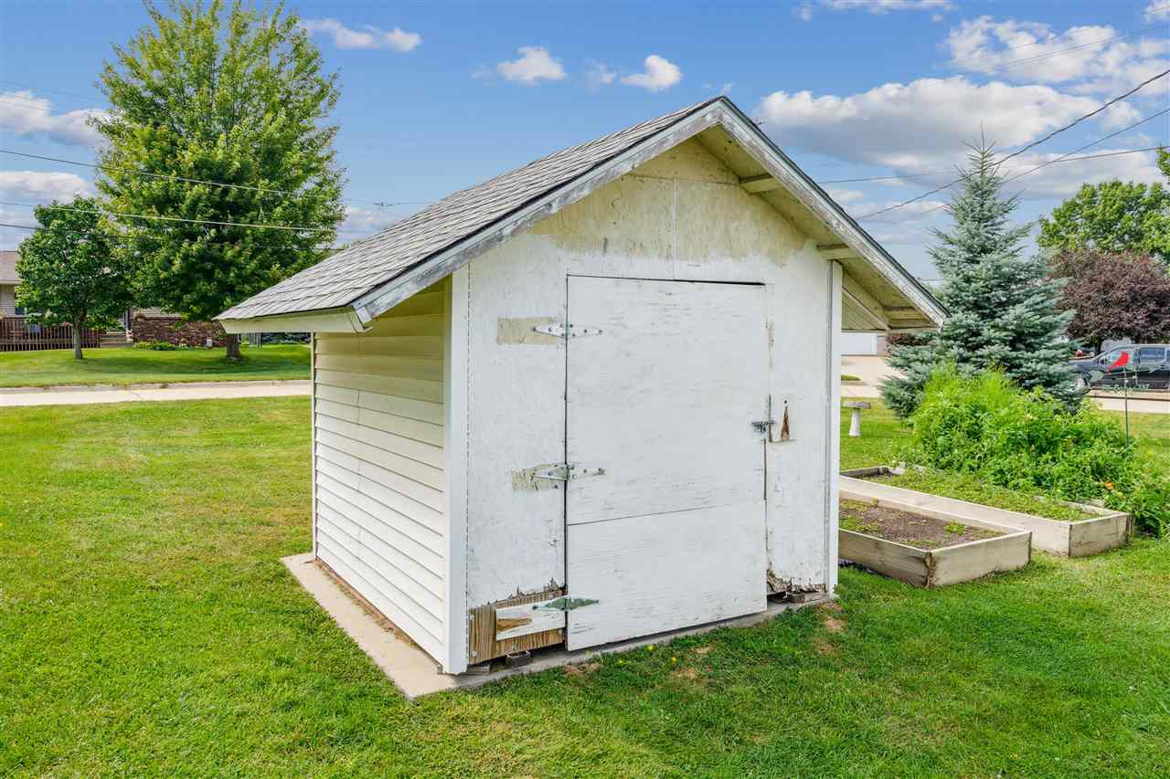 Property Photo 26