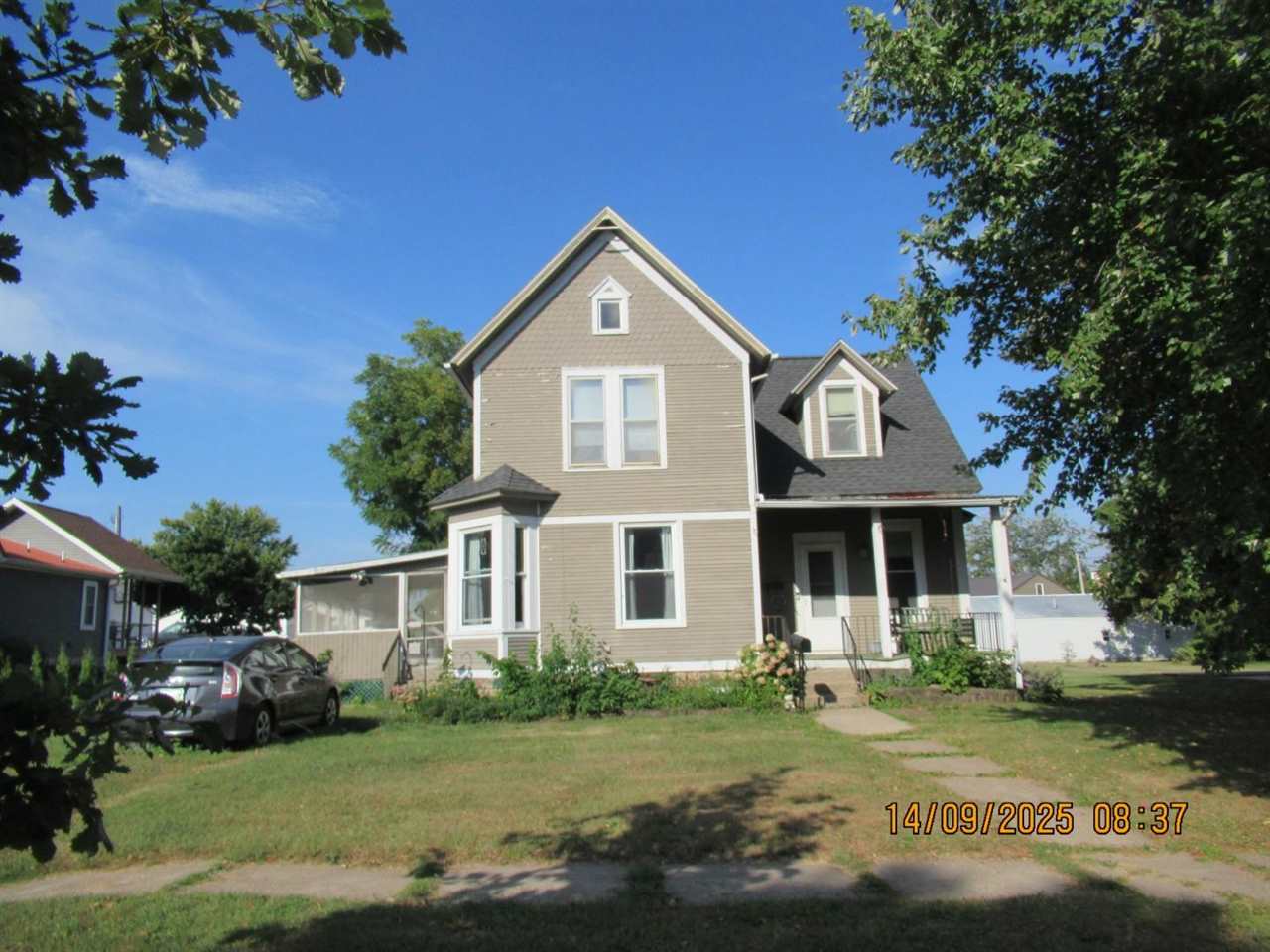 Property Photo 1
