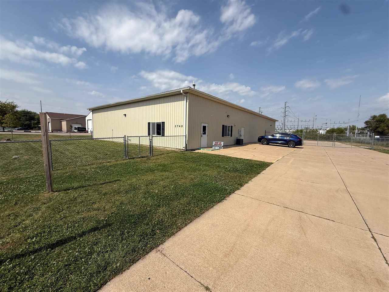 2740 Stonegate Ct Hiawatha IA 52233