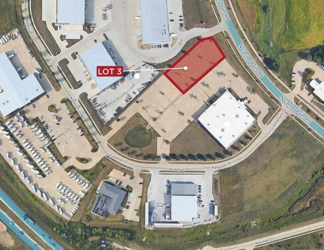 1450 N Center Point Rd - Lot 3 Hiawatha IA 52233