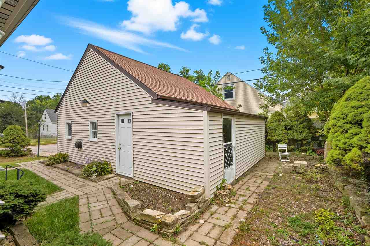 Property Photo 31