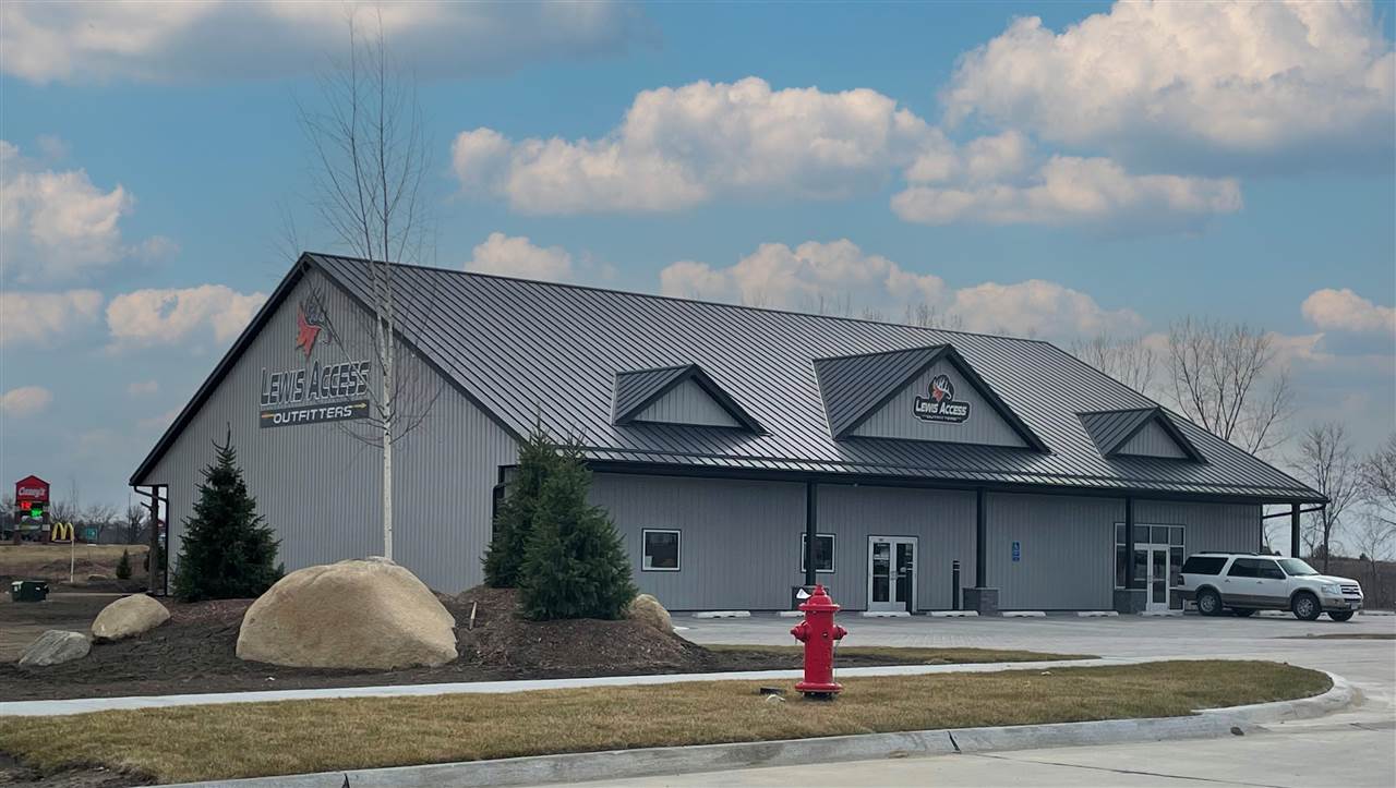 807 Mustang Lane #B CenterPoint IA 52213