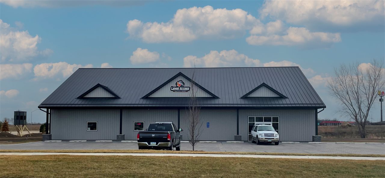 807 Mustang Lane #B CenterPoint IA 52213