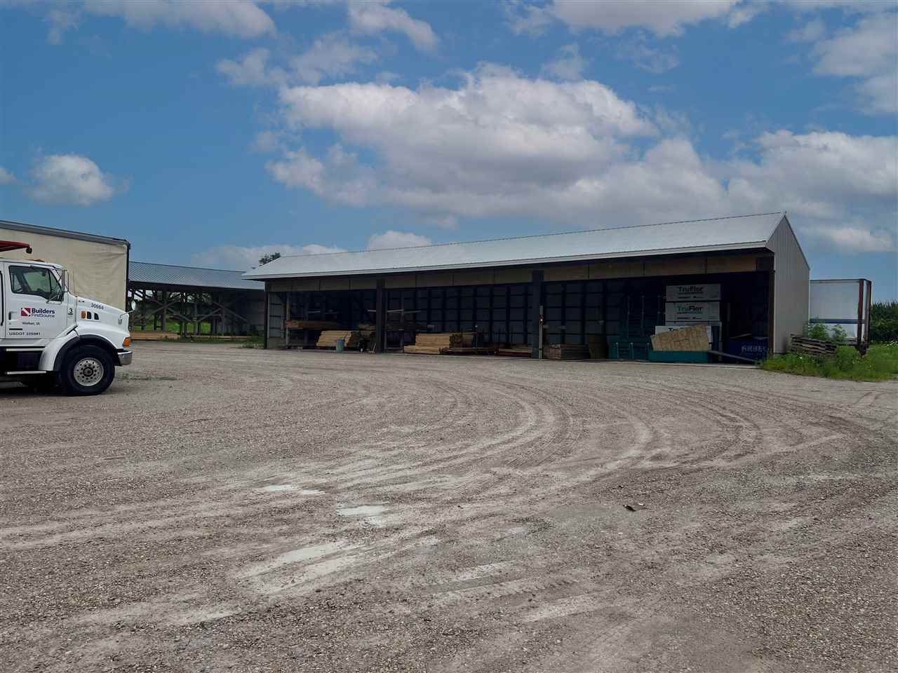 4369 Spencers Grove Rd Walker IA 52352