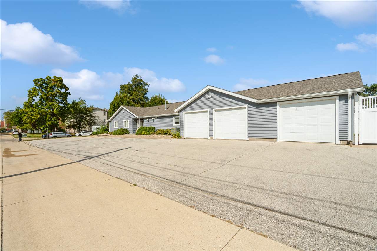 715 SE 10th Ave CedarRapids IA 52403