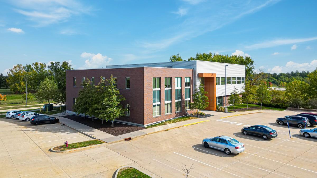 2598 University Parkway Coralville IA 52241
